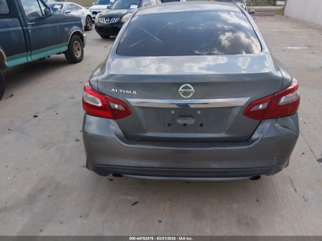 1N4AL3AP0JC471175 Nissan Altima 2.5 S