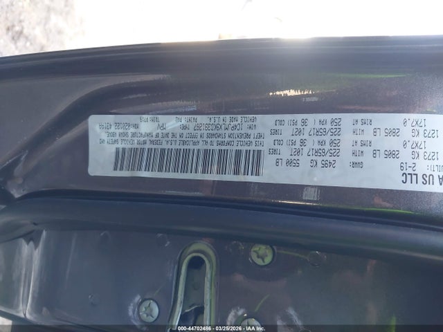 1C4PJMLX9KD391267 Jeep Cherokee Latitude Plus 4x4