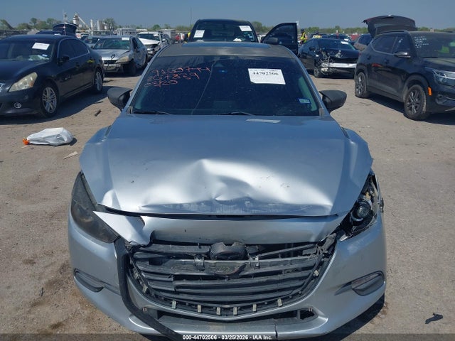 Aukcja sprzedaży 2018 Mazda Mazda3 Touring, vin: 3MZBN1L38JM267839, numer aukcji: 44702506