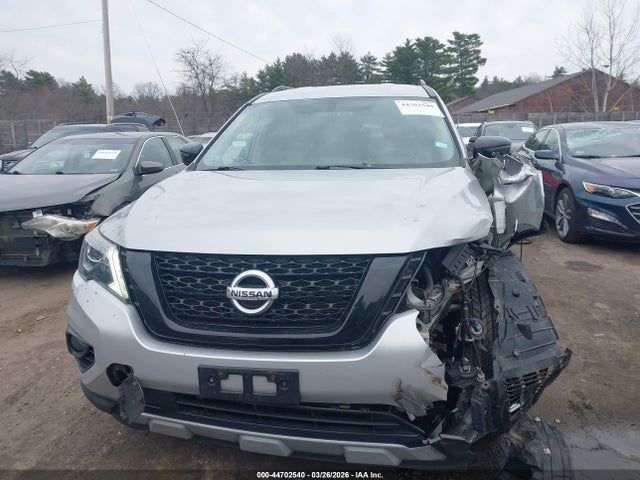 5N1DR2BM4LC588437 Nissan Pathfinder Sv 4wd