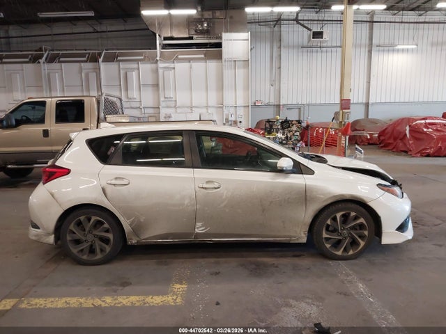 JTNKARJE1JJ553865 Toyota COROLLA IM