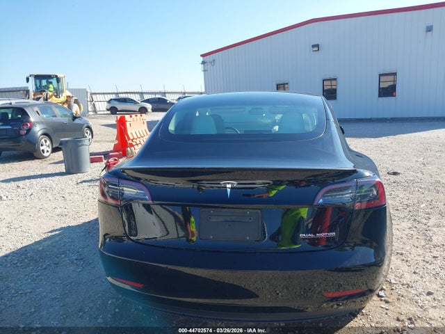 44702574 :رقم المزاد ، 5YJ3E1EC9MF035506 vin ، 2021 Tesla Model 3 Performance Dual Motor All-wheel Drive مزاد بيع