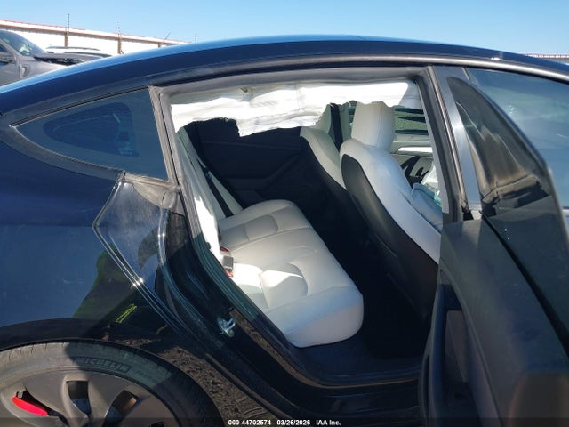 44702574 :رقم المزاد ، 5YJ3E1EC9MF035506 vin ، 2021 Tesla Model 3 Performance Dual Motor All-wheel Drive مزاد بيع