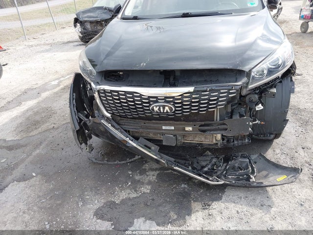 Продажа на аукционе авто 2019 Kia Sorento 3.3l Sx, vin: 5XYPKDA52KG512219, номер лота: 44702584