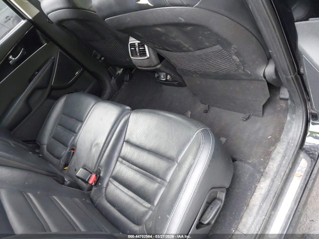 Продажа на аукционе авто 2019 Kia Sorento 3.3l Sx, vin: 5XYPKDA52KG512219, номер лота: 44702584