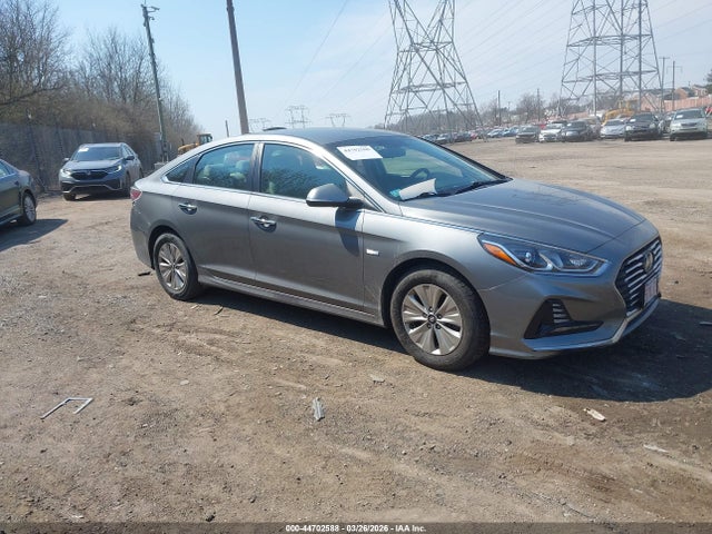 Hyundai Sonata Hybrid Se 2018 KMHE24L3XJA082520 zdjęcie główne