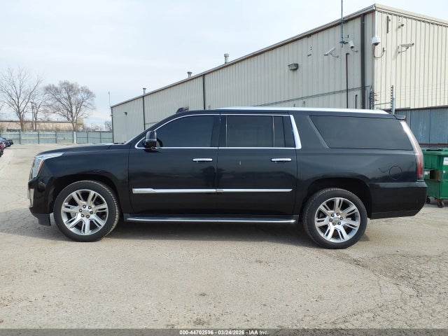 Aukcja sprzedaży 2017 Cadillac Escalade Esv Luxury, vin: 1GYS4HKJ3HR365498, numer aukcji: 44702596