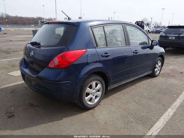 44702612 :رقم المزاد ، 3N1BC13E77L357088 vin ، 2007 Nissan Versa 1.8sl مزاد بيع