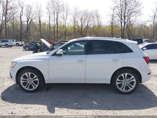 Продажа на аукционе авто 2016 Audi Sq5 3.0t Premium Plus, vin: WA1CCAFP0GA102752, номер лота: 44702648
