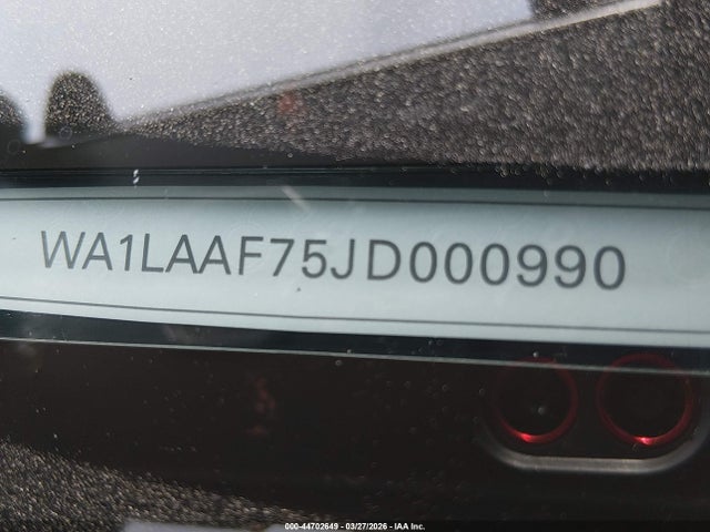 WA1LAAF75JD000990 Audi Q7 3.0t Premium