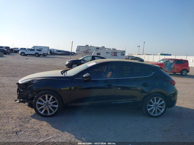 Продажа на аукционе авто 2017 Mazda Mazda3 Grand Touring, vin: JM1BN1M37H1148544, номер лота: 44702661