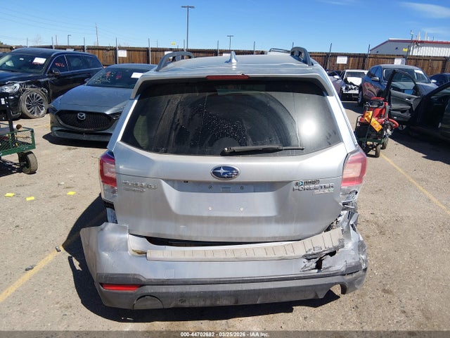 Subaru Forester 2.5i Premium 2017 JF2SJAGC6HH577304 Image 17