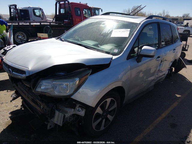 Subaru Forester 2.5i Premium 2017 JF2SJAGC6HH577304 Image 2