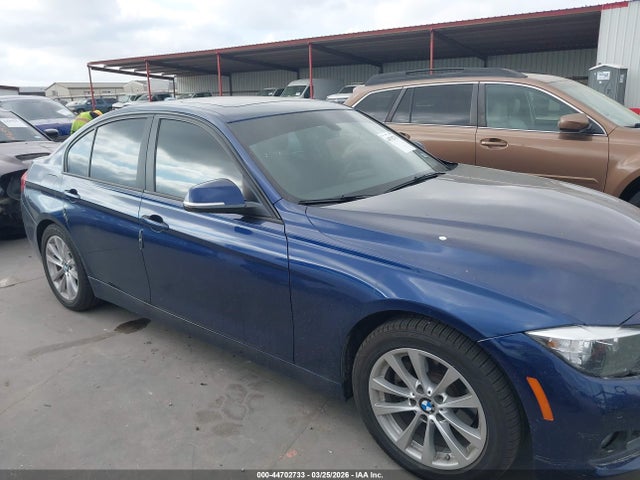 2017 Bmw 320i მანქანა იყიდება აუქციონზე, vin: WBA8E1G30HNU18306, აუქციონის ნომერი: 44702733
