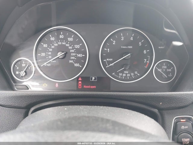 2017 Bmw 320i მანქანა იყიდება აუქციონზე, vin: WBA8E1G30HNU18306, აუქციონის ნომერი: 44702733