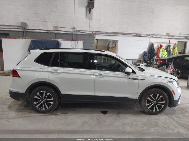 2024 Volkswagen Tiguan 2.0t S მანქანა იყიდება აუქციონზე, vin: 3VVRB7AX4RM142398, აუქციონის ნომერი: 44702735