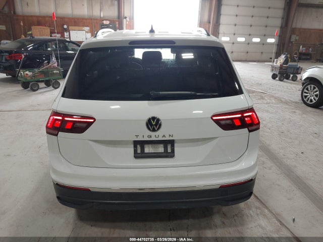 2024 Volkswagen Tiguan 2.0t S მანქანა იყიდება აუქციონზე, vin: 3VVRB7AX4RM142398, აუქციონის ნომერი: 44702735