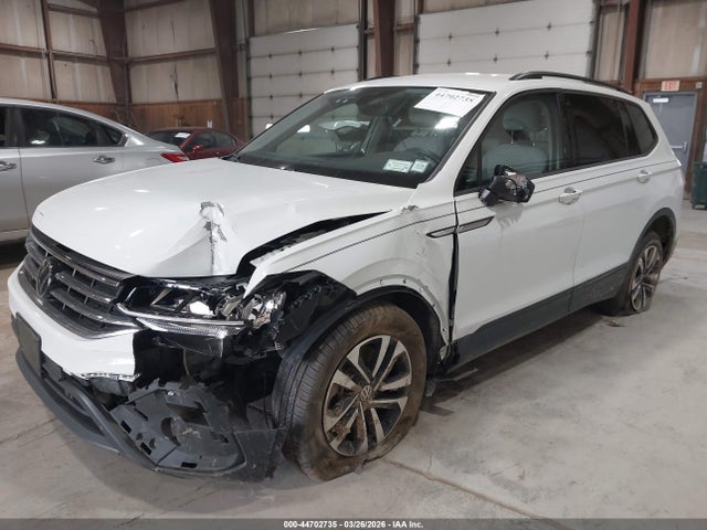 2024 Volkswagen Tiguan 2.0t S მანქანა იყიდება აუქციონზე, vin: 3VVRB7AX4RM142398, აუქციონის ნომერი: 44702735