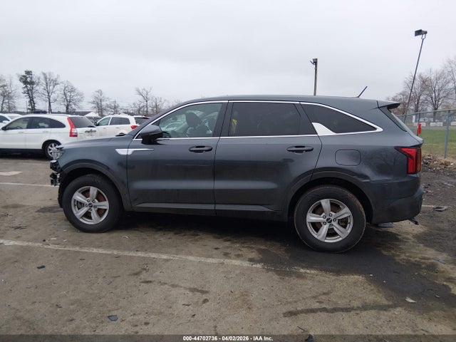 44702736 :رقم المزاد ، 5XYRGDLC8NG085798 vin ، 2022 Kia Sorento Lx مزاد بيع