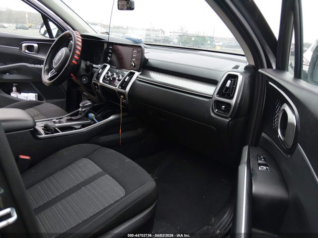 44702736 :رقم المزاد ، 5XYRGDLC8NG085798 vin ، 2022 Kia Sorento Lx مزاد بيع