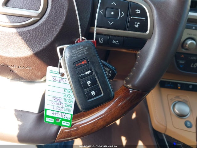 2017 Lexus Es 350 მანქანა იყიდება აუქციონზე, vin: 58ABK1GG9HU061335, აუქციონის ნომერი: 44702737