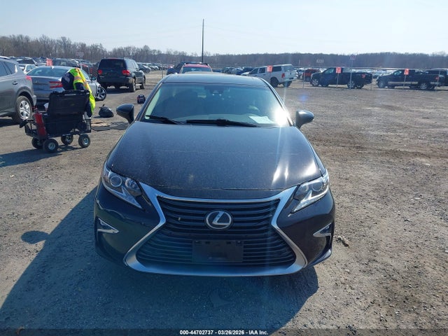 2017 Lexus Es 350 მანქანა იყიდება აუქციონზე, vin: 58ABK1GG9HU061335, აუქციონის ნომერი: 44702737