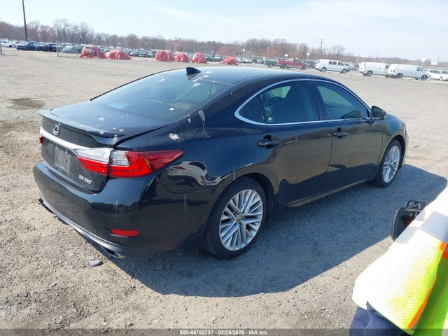 2017 Lexus Es 350 მანქანა იყიდება აუქციონზე, vin: 58ABK1GG9HU061335, აუქციონის ნომერი: 44702737