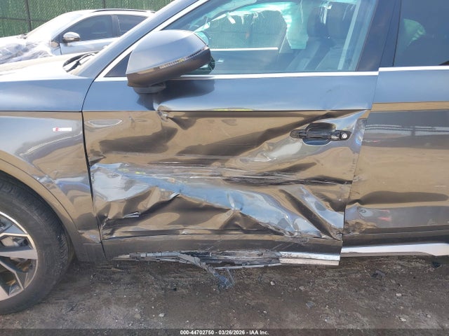 Aukcja sprzedaży 2023 Audi Q5 Premium Plus 45 Tfsi S Line Quattro, vin: WA1EAAFY0P2186265, numer aukcji: 44702750