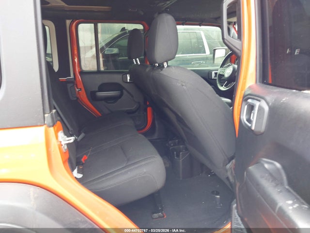 44702767 :رقم المزاد ، 1C4HJXDG8KW538400 vin ، 2019 Jeep Wrangler Unlimited Sport S 4x4 مزاد بيع