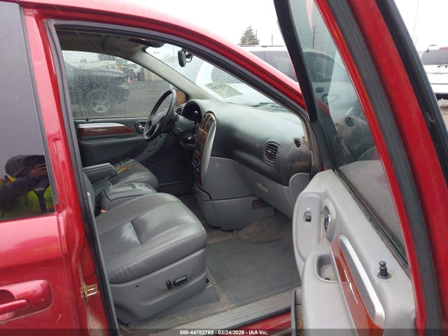 2005 CHRYSLER TOWN & COUNTRY 2C4GP64L85R333836 Photo 4