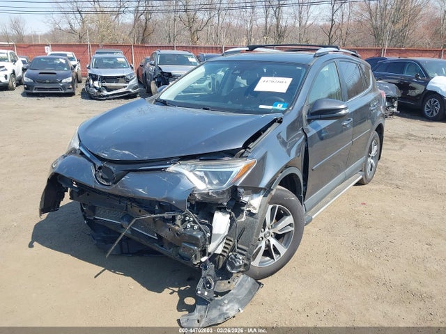 2018 TOYOTA RAV4 JTMRFREV7JD242678 Photo 5
