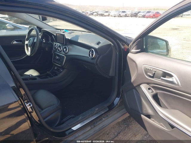 Продаж на аукціоні авто 2015 Mercedes-benz Gla 250, vin: WDCTG4EB3FJ172238, номер лоту: 44702845