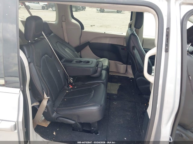 2018 Chrysler Pacifica Touring L მანქანა იყიდება აუქციონზე, vin: 2C4RC1BG7JR356077, აუქციონის ნომერი: 44702847