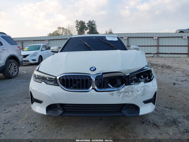 44702885 :رقم المزاد ، 3MW5R1J00M8C11871 vin ، 2021 Bmw 330i مزاد بيع