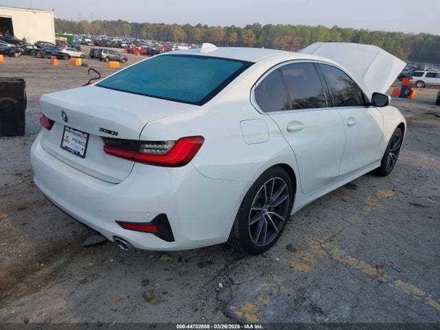 44702885 :رقم المزاد ، 3MW5R1J00M8C11871 vin ، 2021 Bmw 330i مزاد بيع