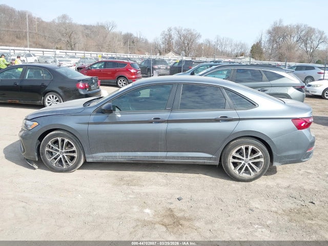 3VWBM7BU3RM016769 Volkswagen Jetta 1.5t Sport