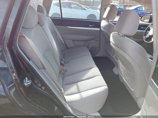 2013 Subaru Outback 2.5i მანქანა იყიდება აუქციონზე, vin: 4S4BRCAC8D3301463, აუქციონის ნომერი: 44702911