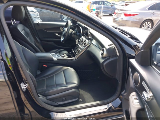 Aukcja sprzedaży 2017 Mercedes-benz C 300, vin: 55SWF4JB3HU200396, numer aukcji: 44702933