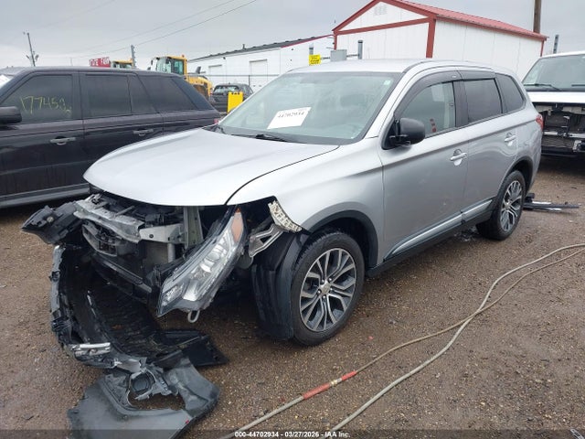 Продаж на аукціоні авто 2018 Mitsubishi Outlander Es, vin: JA4AZ3A36JJ005164, номер лоту: 44702934