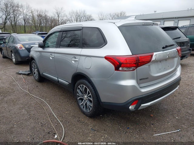 Продаж на аукціоні авто 2018 Mitsubishi Outlander Es, vin: JA4AZ3A36JJ005164, номер лоту: 44702934