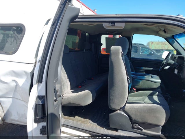 Продаж на аукціоні авто 2004 Chevrolet Silverado 2500hd Ls, vin: 1GCHK29U14E124799, номер лоту: 44702937