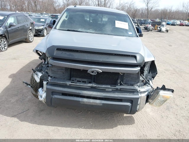 5TFRM5F11EX071649 Toyota Tundra Sr5 4.6l V8