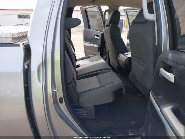 5TFRM5F11EX071649 Toyota Tundra Sr5 4.6l V8