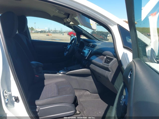1N4AZ1CP0JC315847 Nissan LEAF SV