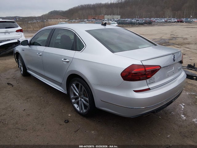 Aukcja sprzedaży 2017 Volkswagen Passat 1.8t R-line, vin: 1VWDT7A35HC079988, numer aukcji: 44702970
