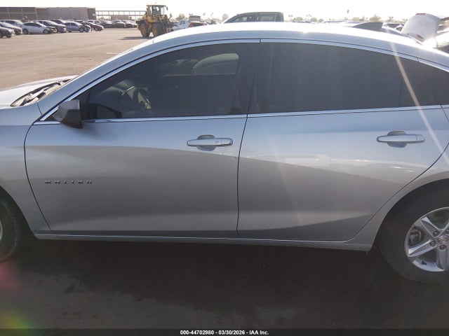 1G1ZC5ST6KF199437 Chevrolet Malibu 1fl