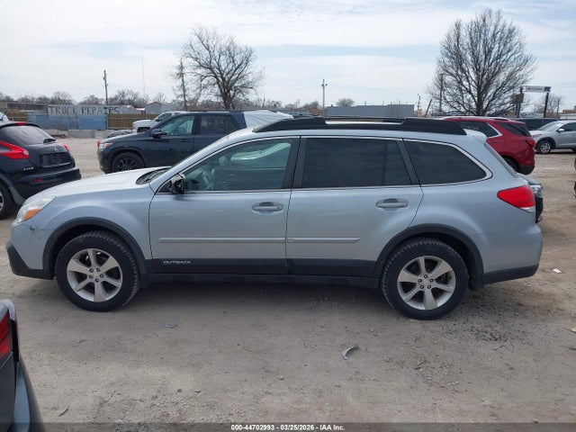 Aukcja sprzedaży 2014 Subaru Outback 2.5i Limited, vin: 4S4BRCMC3E3220044, numer aukcji: 44702993
