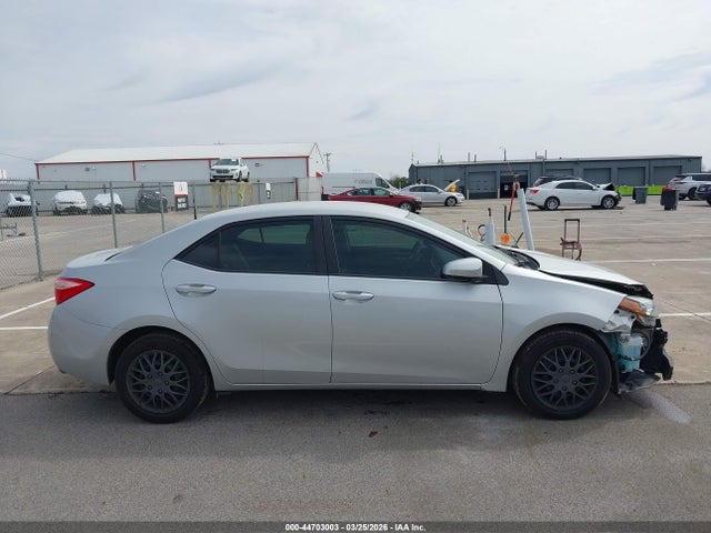 5YFBURHE5JP847427 Toyota COROLLA LE