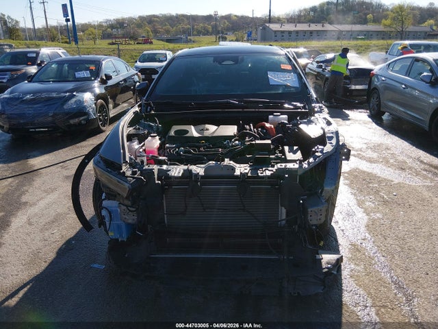 Продажа на аукционе авто 2023 Toyota Crown Limited, vin: JTDAAAAF9P3006222, номер лота: 44703005