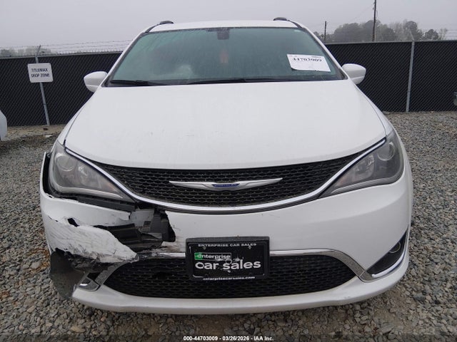 Продажа на аукционе авто 2020 Chrysler Pacifica Touring L, vin: 2C4RC1BG2LR279640, номер лота: 44703009